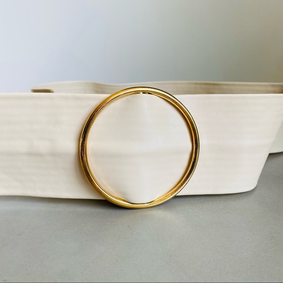 ZARA Cream HighWaisted Oversized Buckle Belt - Picture 3 of 7